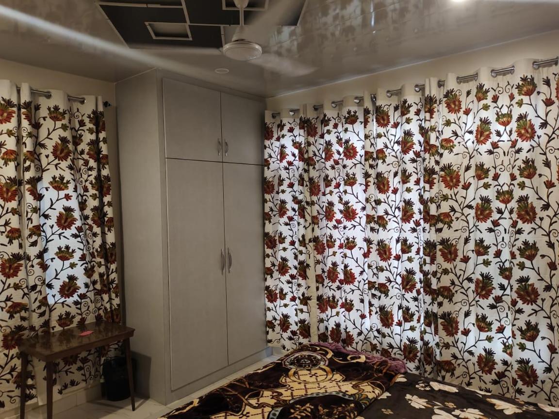 Farsal Villa Srīnagar Екстериор снимка