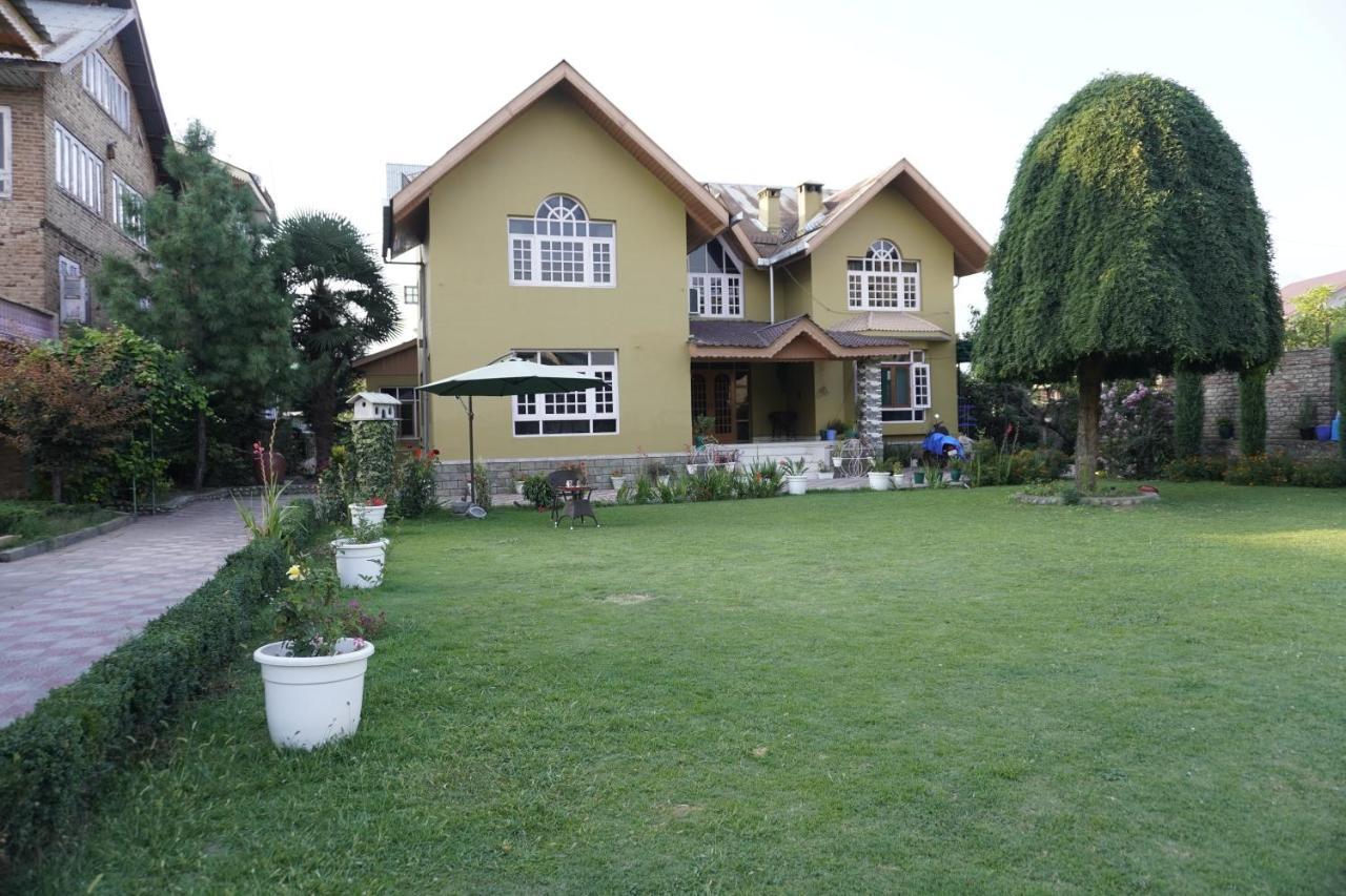 Farsal Villa Srīnagar Екстериор снимка