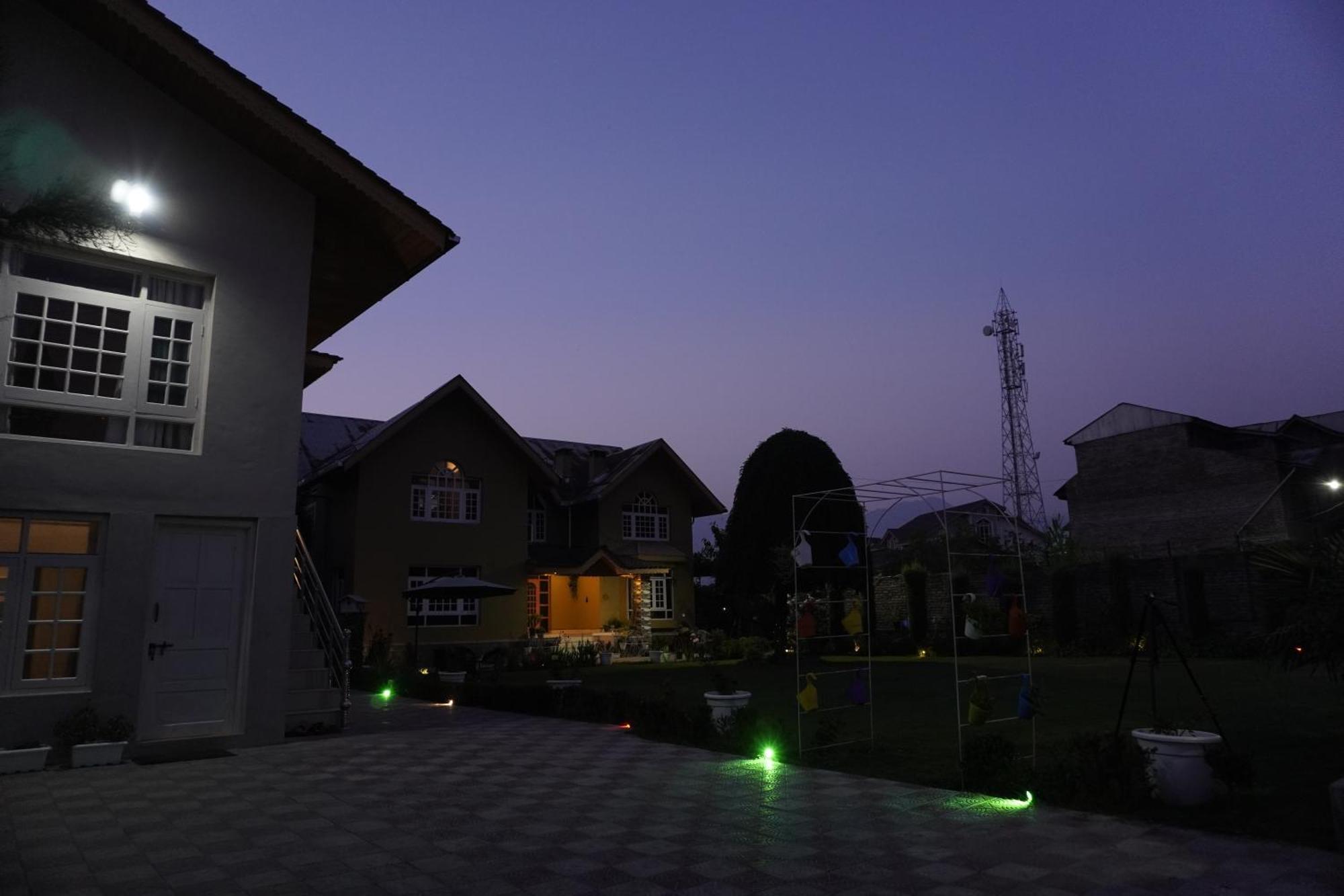 Farsal Villa Srīnagar Екстериор снимка