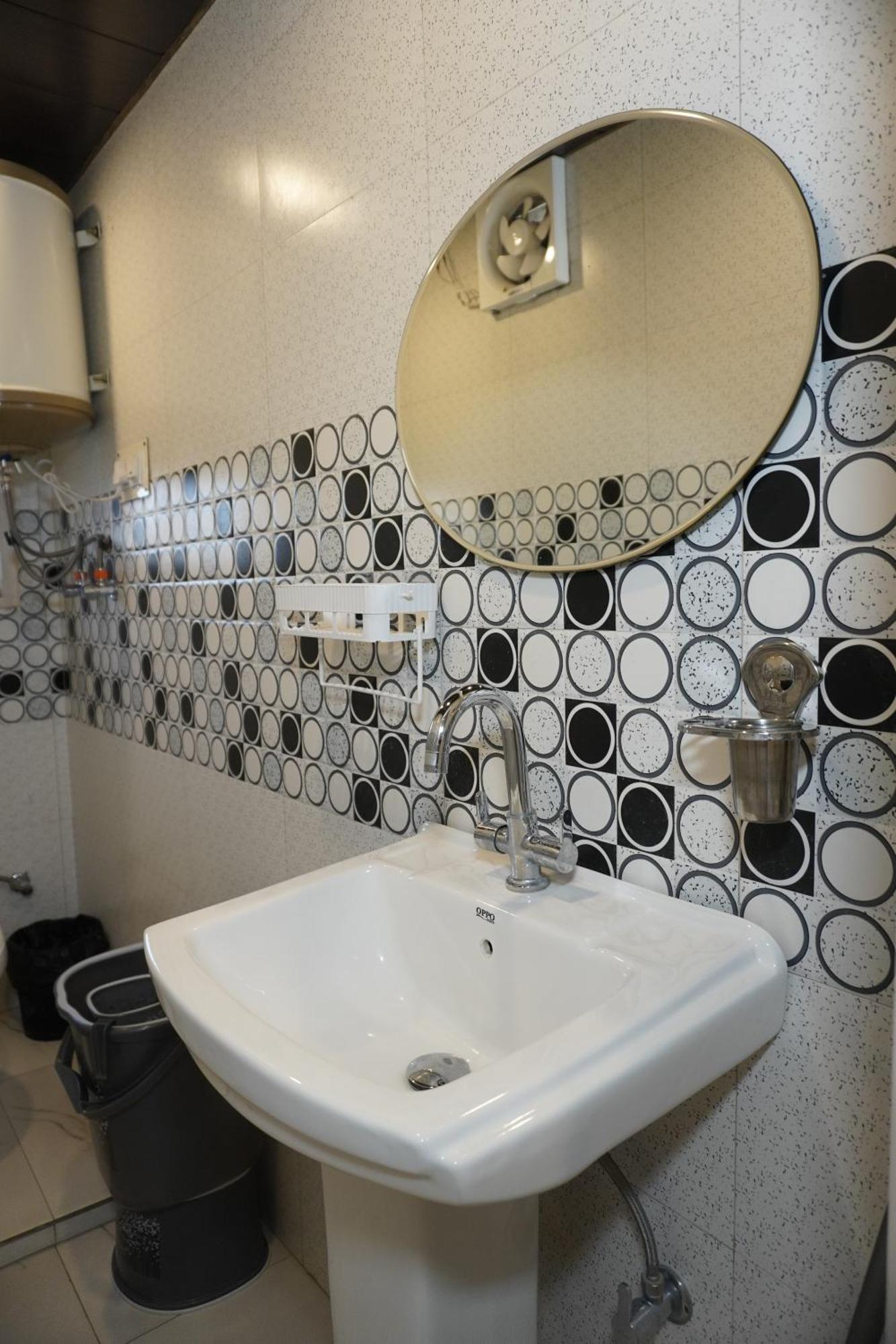 Farsal Villa Srīnagar Екстериор снимка